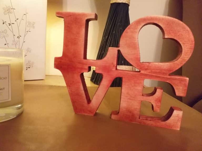 Love Sign – Stained